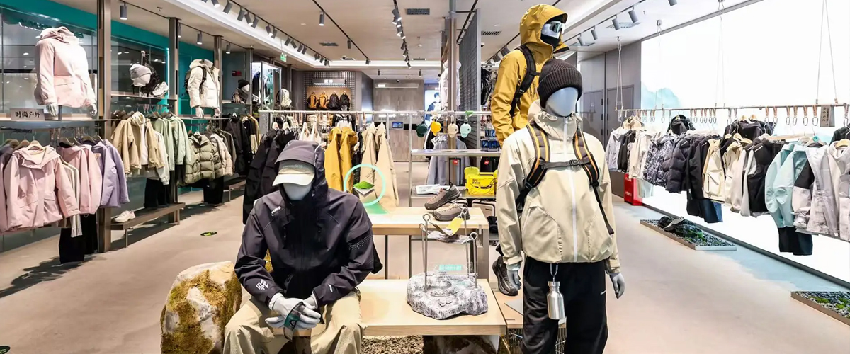 李宁户外首店「COUNTERFLOW 溯」亮相北京，以东方山水意境诠释户外美学新定义